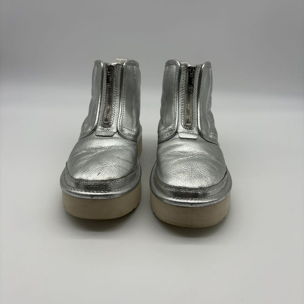 UGG UGG BOOTS - image 1